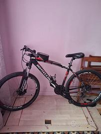 Mountain bike pari a nuovo