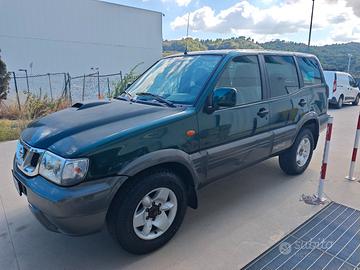 Nissan Terrano 2 3.0 5 porte