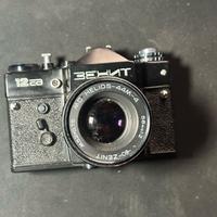 Macchina Fotografica Zenit 12ca + Helios 44M-4 58m