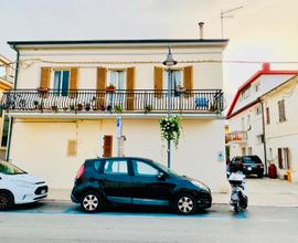 Casa fronte mare a Marcelli di Numana a settembre