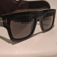 Occhiali da sole Tom Ford TF 711