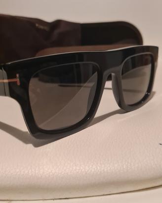 Occhiali da sole Tom Ford TF 711