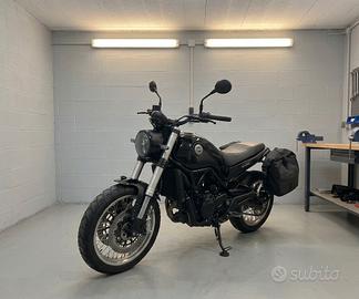 Benelli Leoncino 500