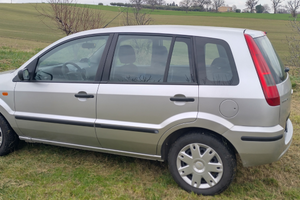 Ford Fusion 1400 Diesel