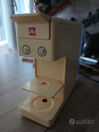 Macchina Caffè Illy