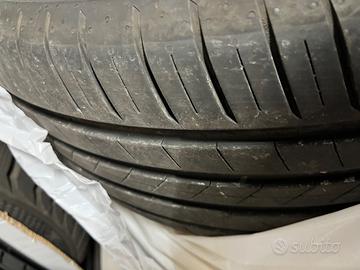 Gomme estive 225/50 17