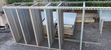 scaffali metallici