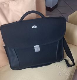 valigetta Samsonite nera
