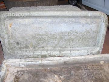 Acquaio pietra epoca 1800