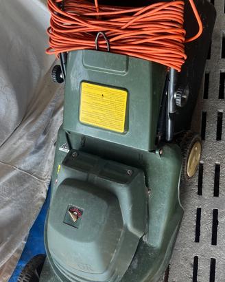 Tagliaerba a filo Black&Decker 