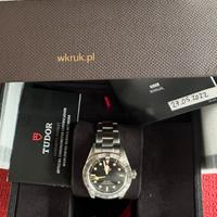 Tudor bleck bay pro 39 mm