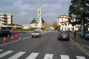 Locale In Piazza Achille Grandi, 6