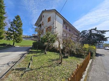 Vivi lincanto delle Langhe: Il tuo attico moderno