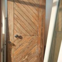 portoncino ingresso casa in legno massello e vetro