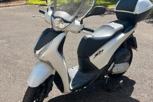 Motorino SH125  anno 2015