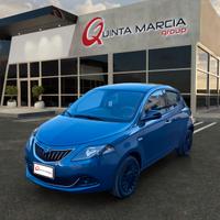 Lancia Ypsilon 1.0 FIREFLY HYBRID