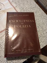 Libro enciclopedia della polizia