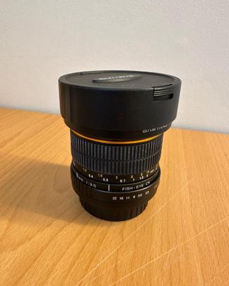 Samyang 8mm f/3.5 Fisheye CS per Canon EF