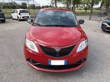 Lancia Ypsilon 1.0 FireFly 5 porte S&S Hybrid Ecoc