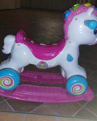 cavallo dondolo chicco