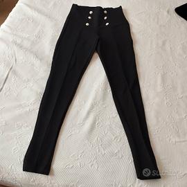 pantaloni neri