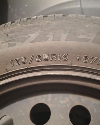 Gomme e cerchi Renault Clio 4