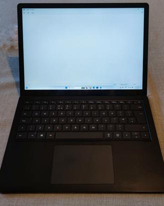 Display Surface Laptop 3