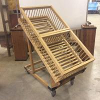 Carrello in legno obliquo