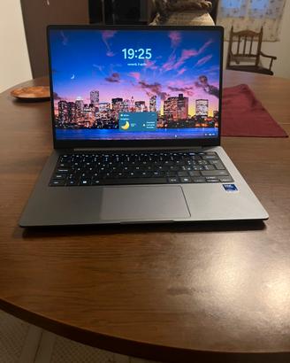 Samsung Galaxy Book6 14” – Nuovo / come nuovo