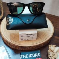occhiali da sole Rayban modello Wayfarer 0RB2140