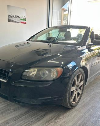 Volvo C70 Coupe 2.4 d5 Summum auto