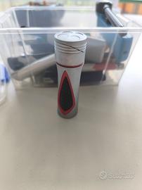 accendino da collezione a forma di torcia