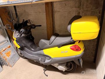 Piaggio X9 250 Honda – bauletto e parabrezza