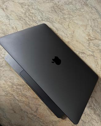 Mac Book Pro 13 “” 2022