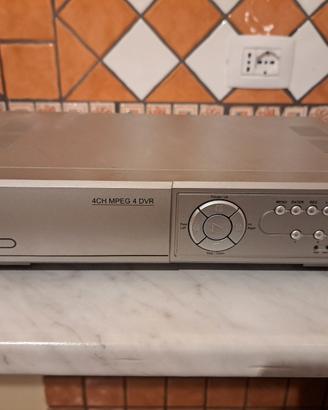 AVTECH 4CH MPEG 4 DRV  PER TELECAMERE