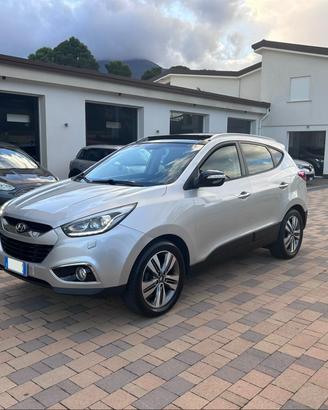 Hyundai iX35 1.7 CRDi 2WD Xpossible TETTO PANORAMI