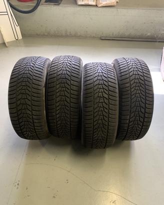 4 pneumatici invernali 245/35 R19 93W - NUOVI