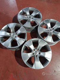 cerchi volvo XC 40  18 pollici