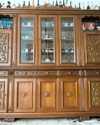 R. egalo credenza stile rinascimento