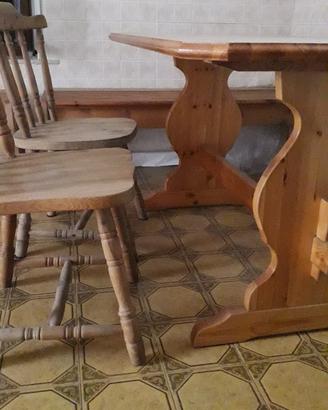tavolo frattino in legno chiaro