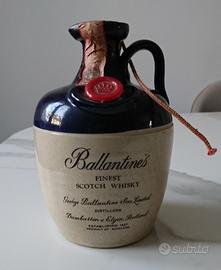 Whisky Ballantines in rara anfora di terracotta