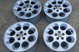 Cerchi in lega Alfa Romeo R15