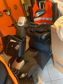 Scooter elettrico per disabili