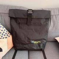 Zaino nero in tessuto con scomparto per computer