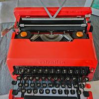 Olivetti Valentine vintage completa di tutto 