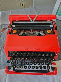Olivetti Valentine vintage completa di tutto 