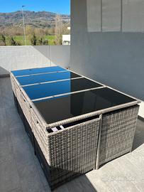 Tavolo da esterno con poltroncine