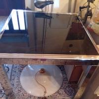 tavolo in cristallo nero