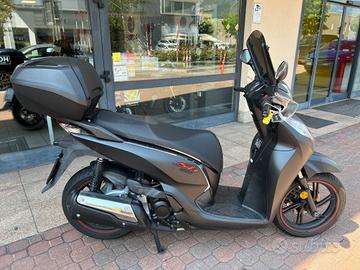 Honda SH 300 i