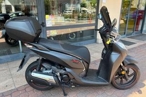 Honda SH 300 i
